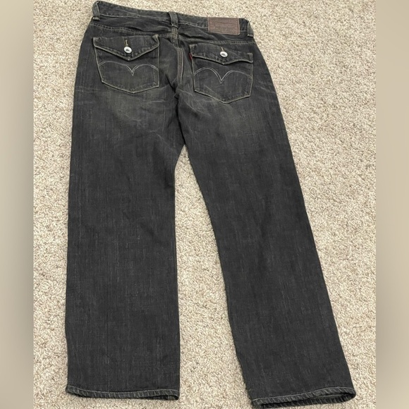 Levi’s Slim Straight Jeans size 31 wide and 32 Length - Picture 3 of 9